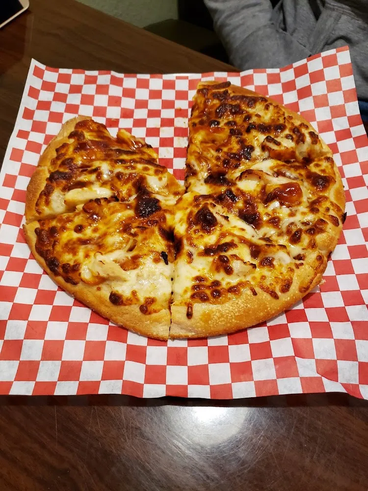 BBQ Chicken Pizza Small