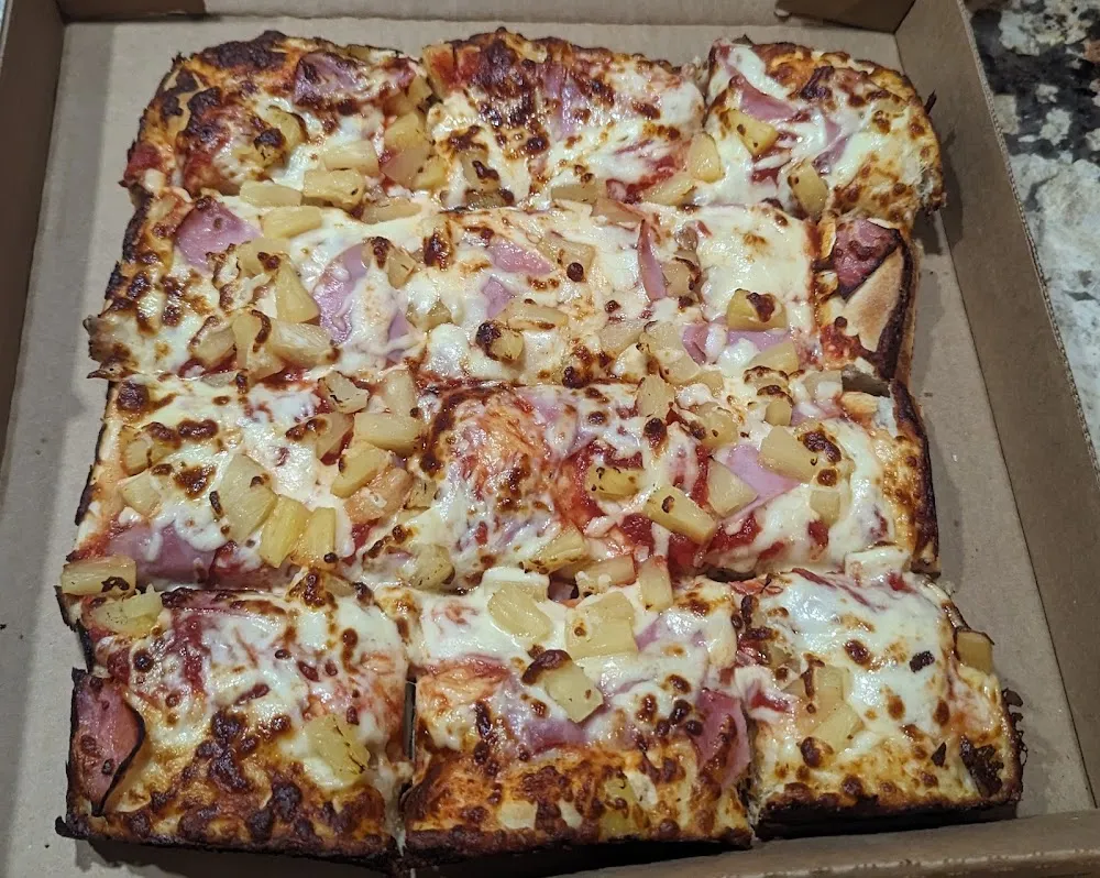 Large Hawaiian Thick Crust